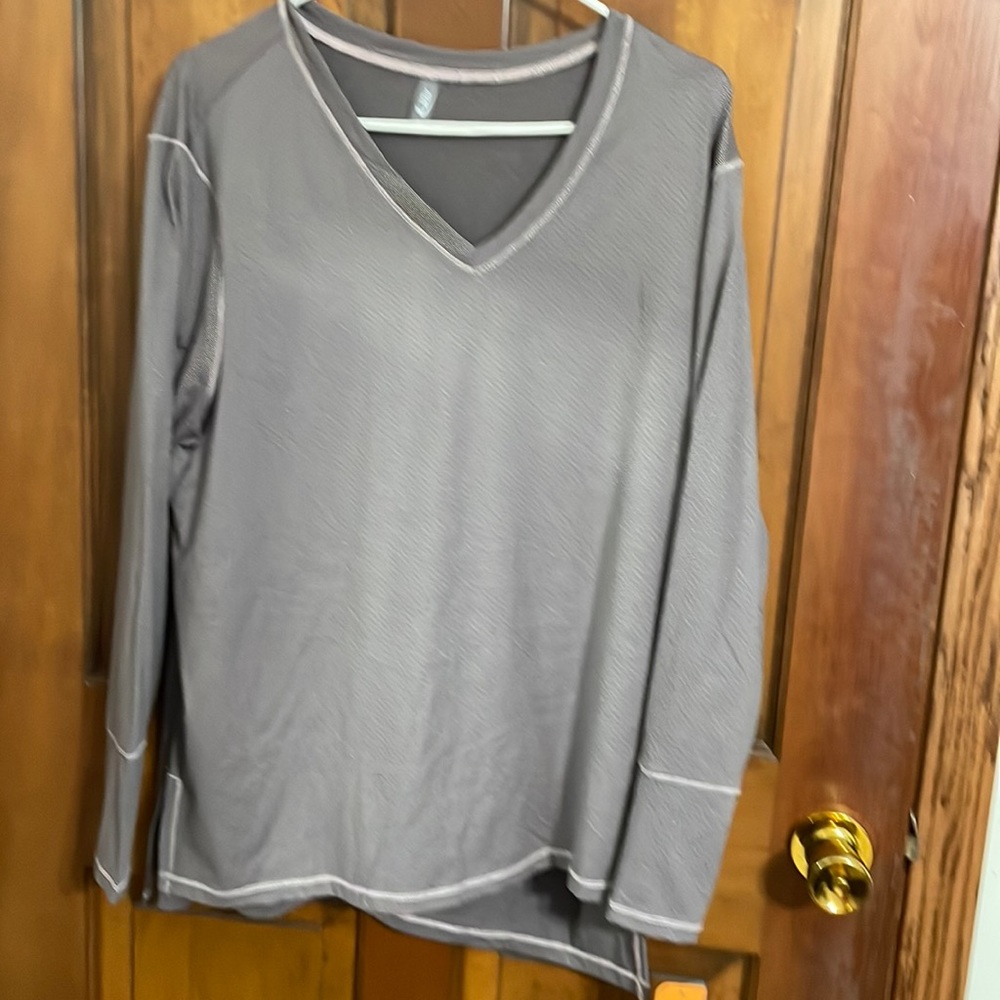 COPY - MTA black/pink  v neck dri fit long sleeve shirt. 2x NWT
